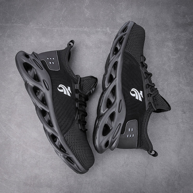 Safety shoes smash-proof and puncture-proof insulation safety work shoes outdoor adventure CM0002
